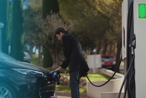 Borne de recharge de véhicule électrique